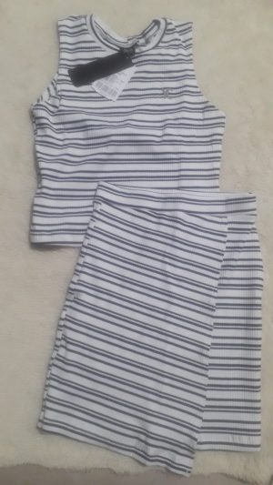 Conjunto Saia e Blusinha Juvenil