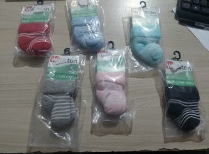 Meias Bebê Atoalhadas Listradas