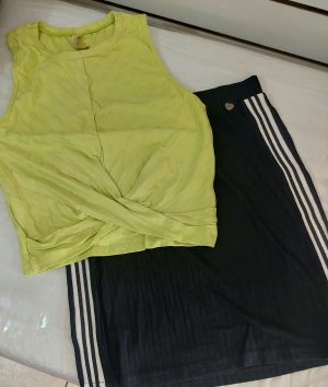 Conjunto Saia e Blusinha Feminina